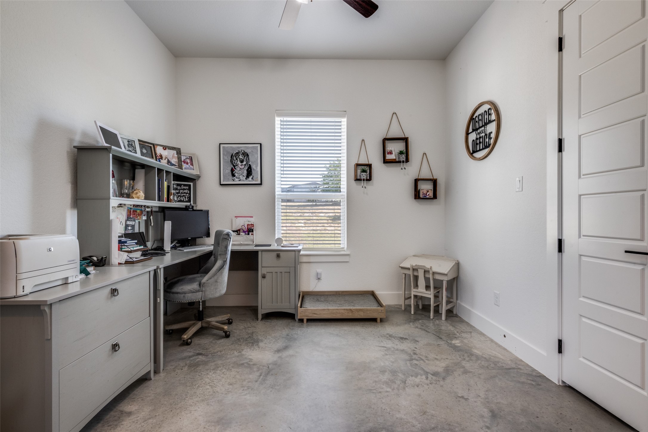 172 Cowan Crossing Alvord TX 76225