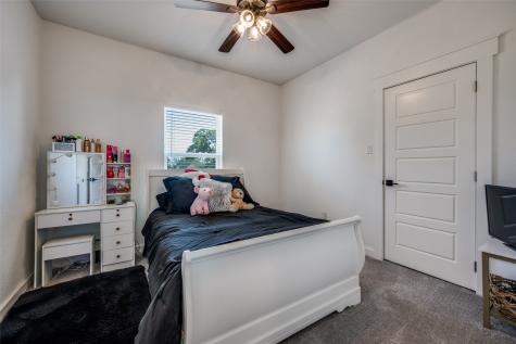 172 Cowan Crossing Alvord TX 76225