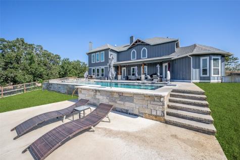 172 Cowan Crossing Alvord TX 76225