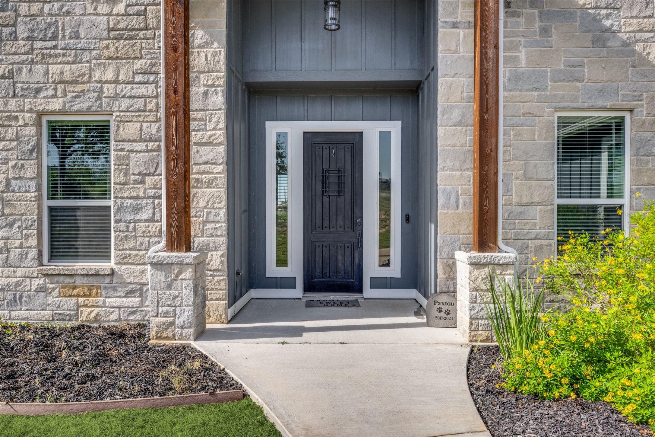 172 Cowan Crossing Alvord TX 76225