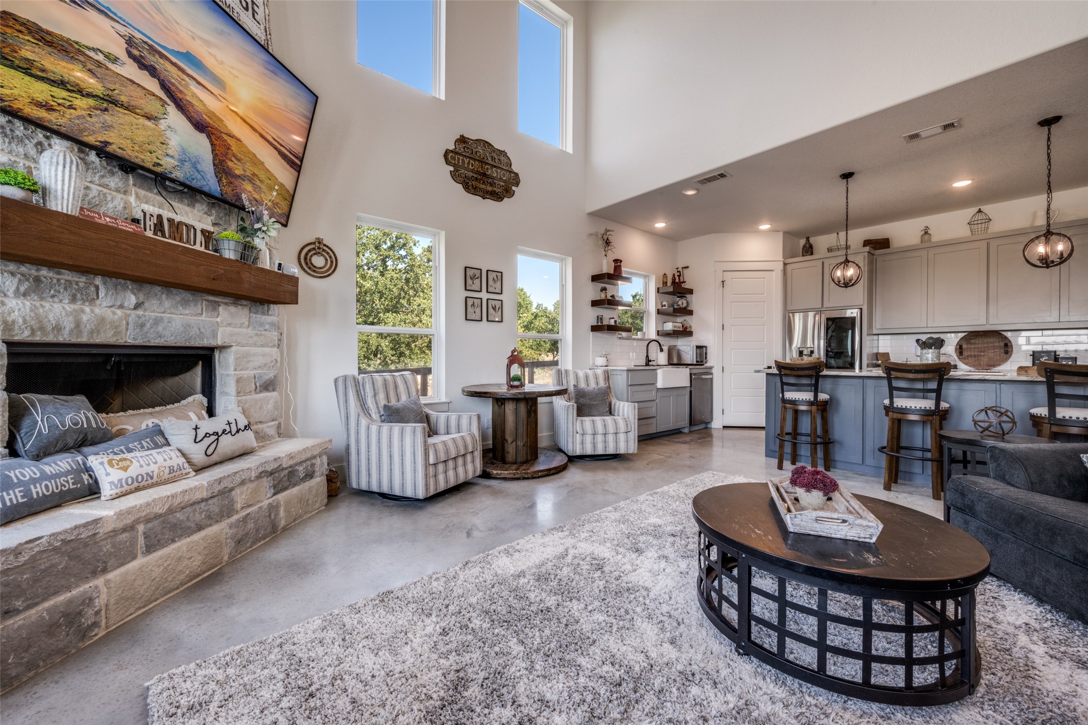 172 Cowan Crossing Alvord TX 76225