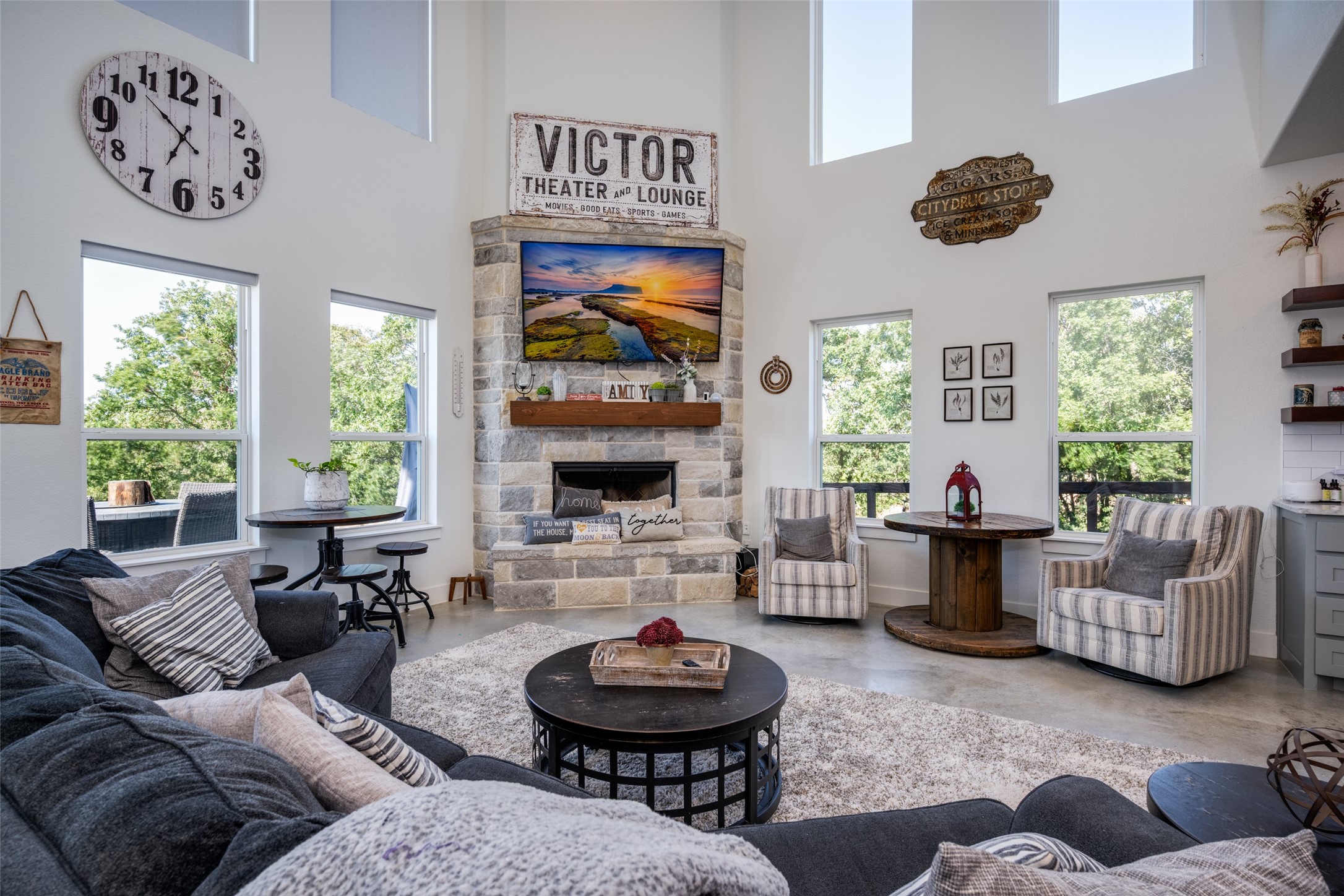 172 Cowan Crossing Alvord TX 76225