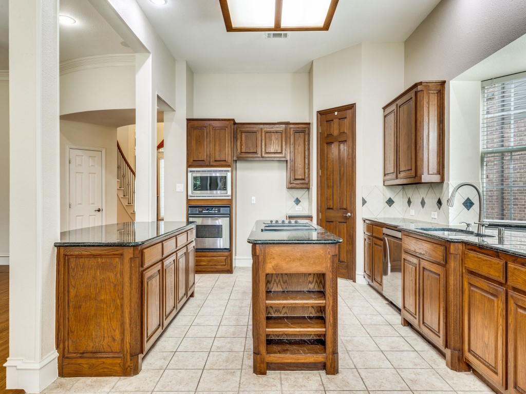 2328 Harrisburg Lane Plano TX 75025