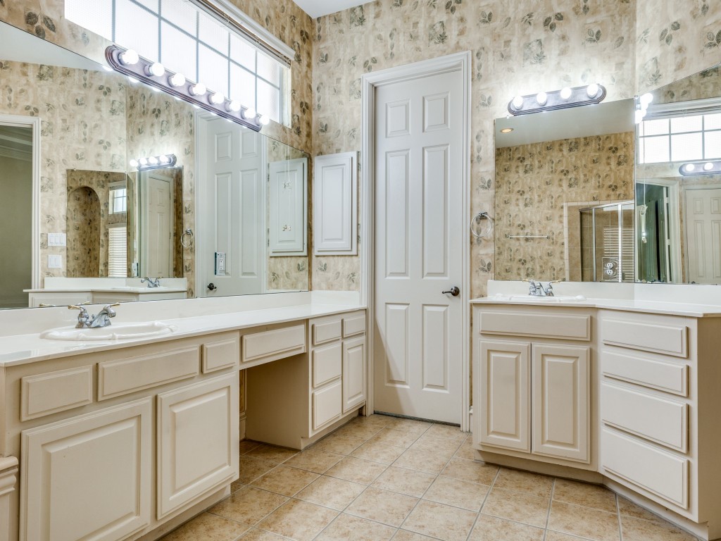 2328 Harrisburg Lane Plano TX 75025
