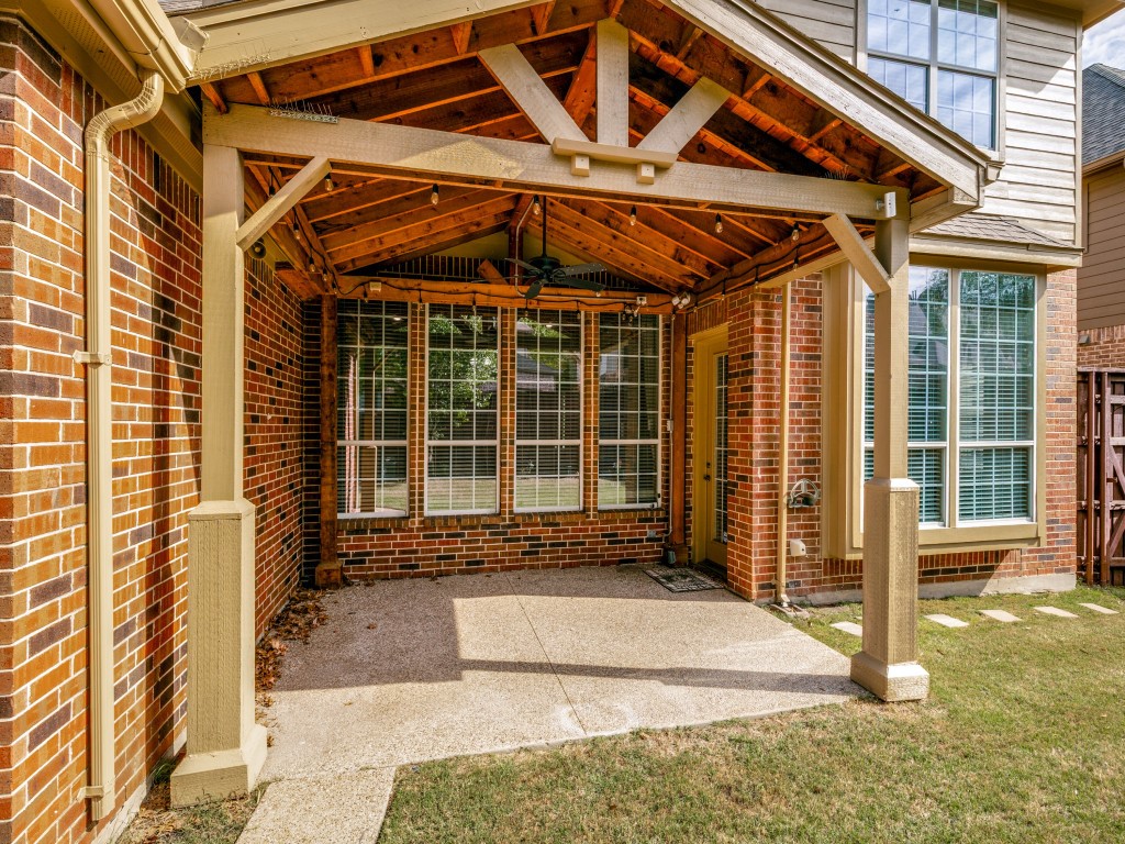 2328 Harrisburg Lane Plano TX 75025