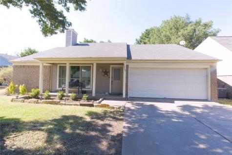 2626 Bennington Court Grand Prairie TX 75052
