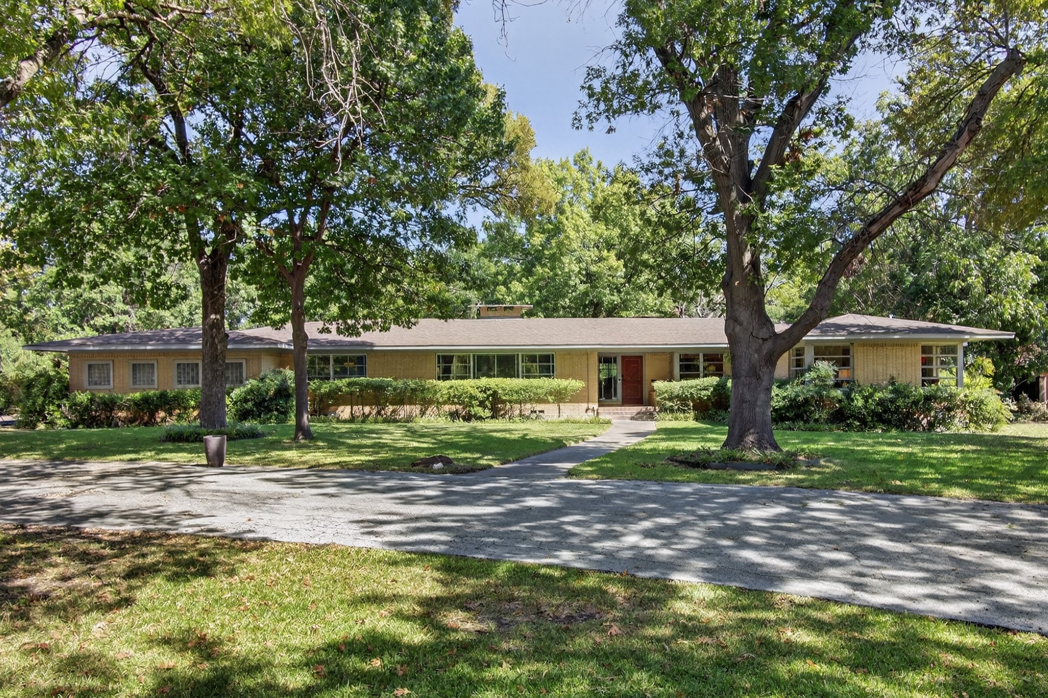 Dallas TX, 1508 N Buckner Boulevard