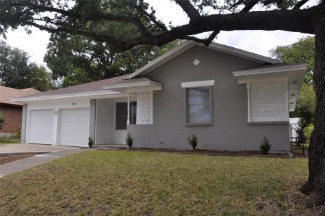 2309 Gilbert Circle Arlington TX 76010