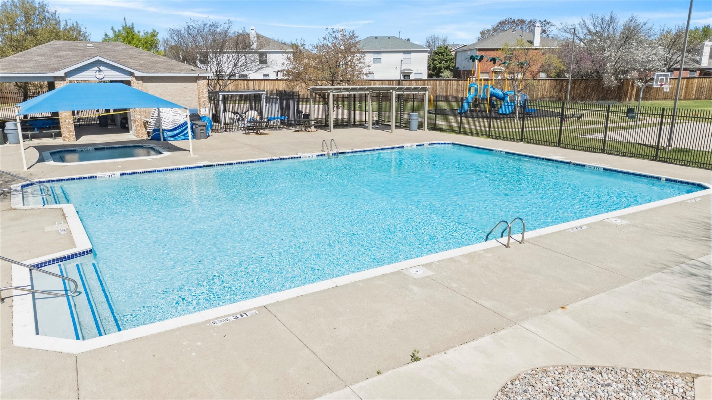 2405 Spruce Court Little Elm TX 75068