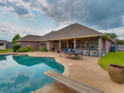 1331 Ashemore Court Midlothian TX 76065
