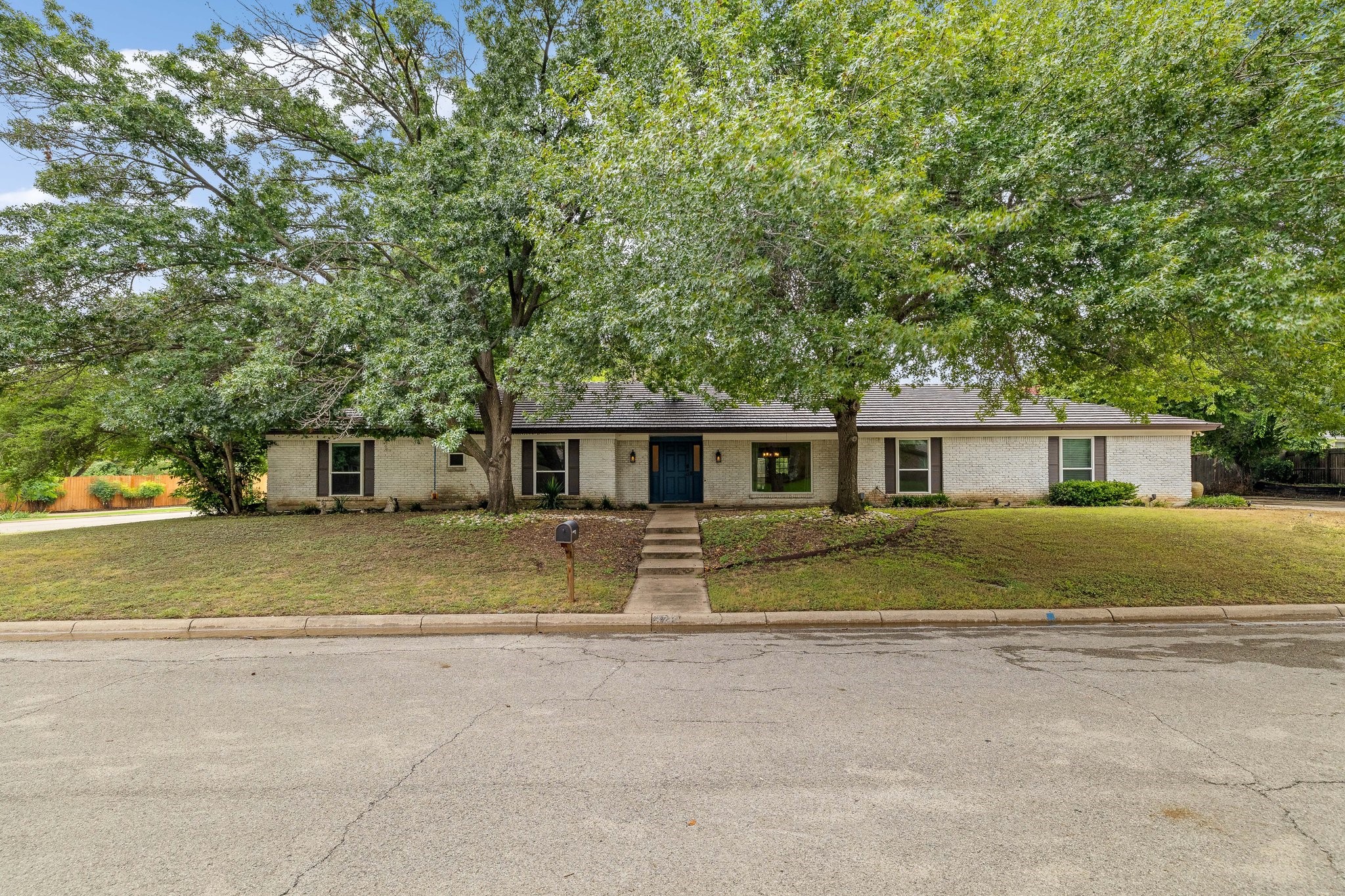3712 Hickory Springs Road Benbrook TX 76116