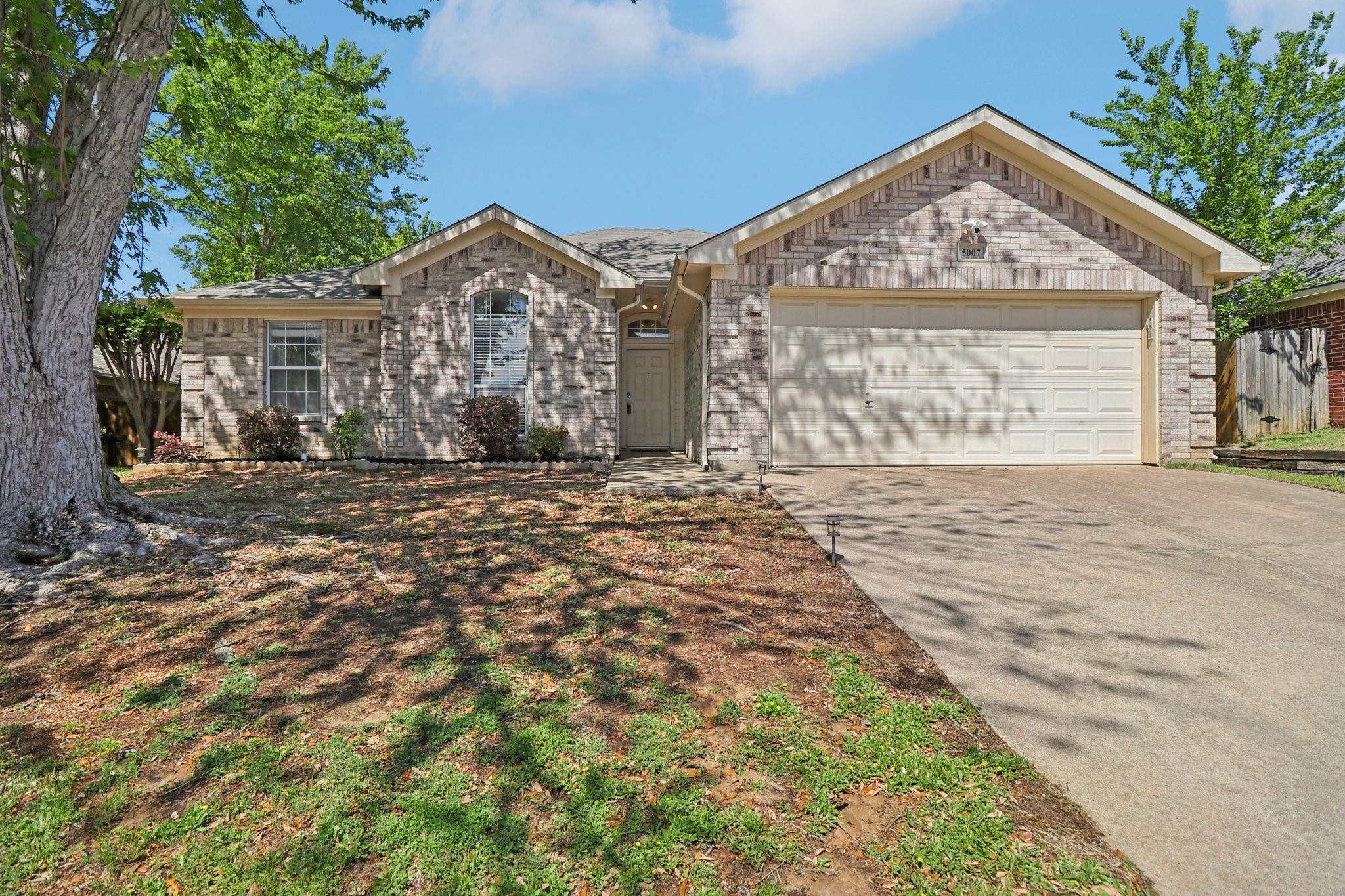 5007 Ivycrest Trail Arlington TX 76017