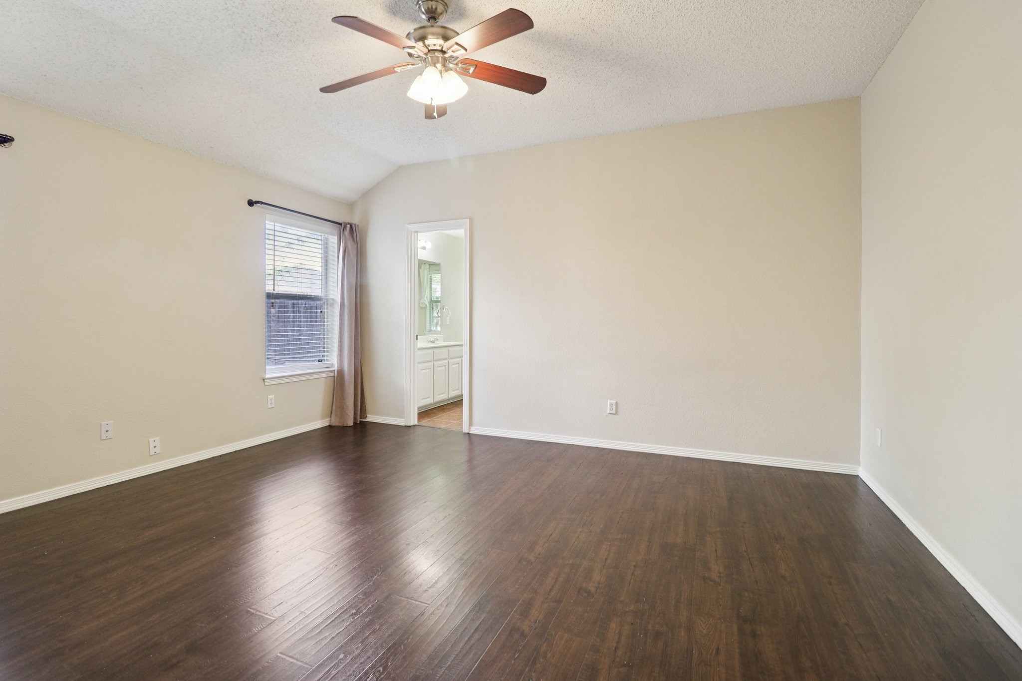 5007 Ivycrest Trail Arlington TX 76017