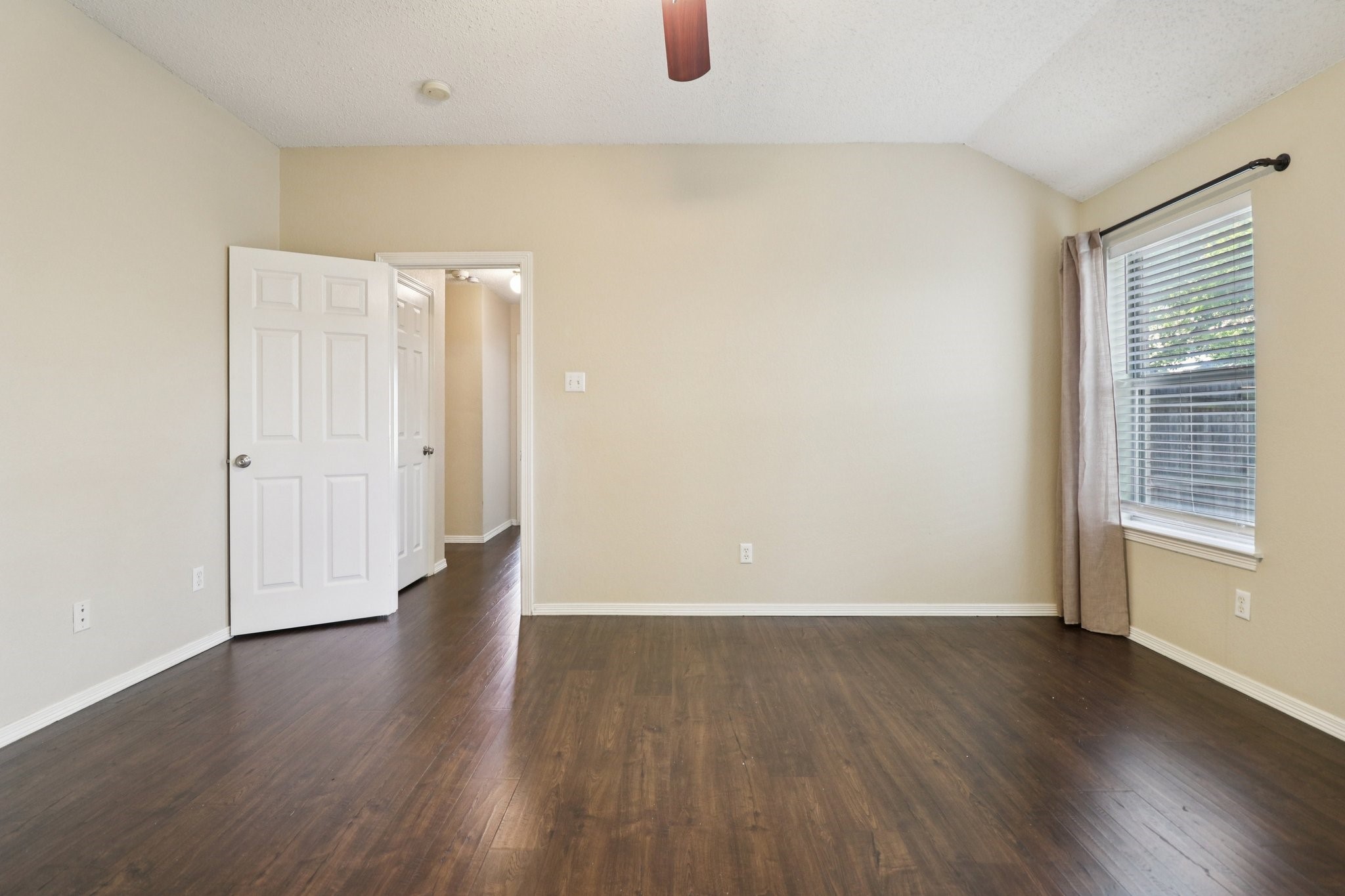 5007 Ivycrest Trail Arlington TX 76017