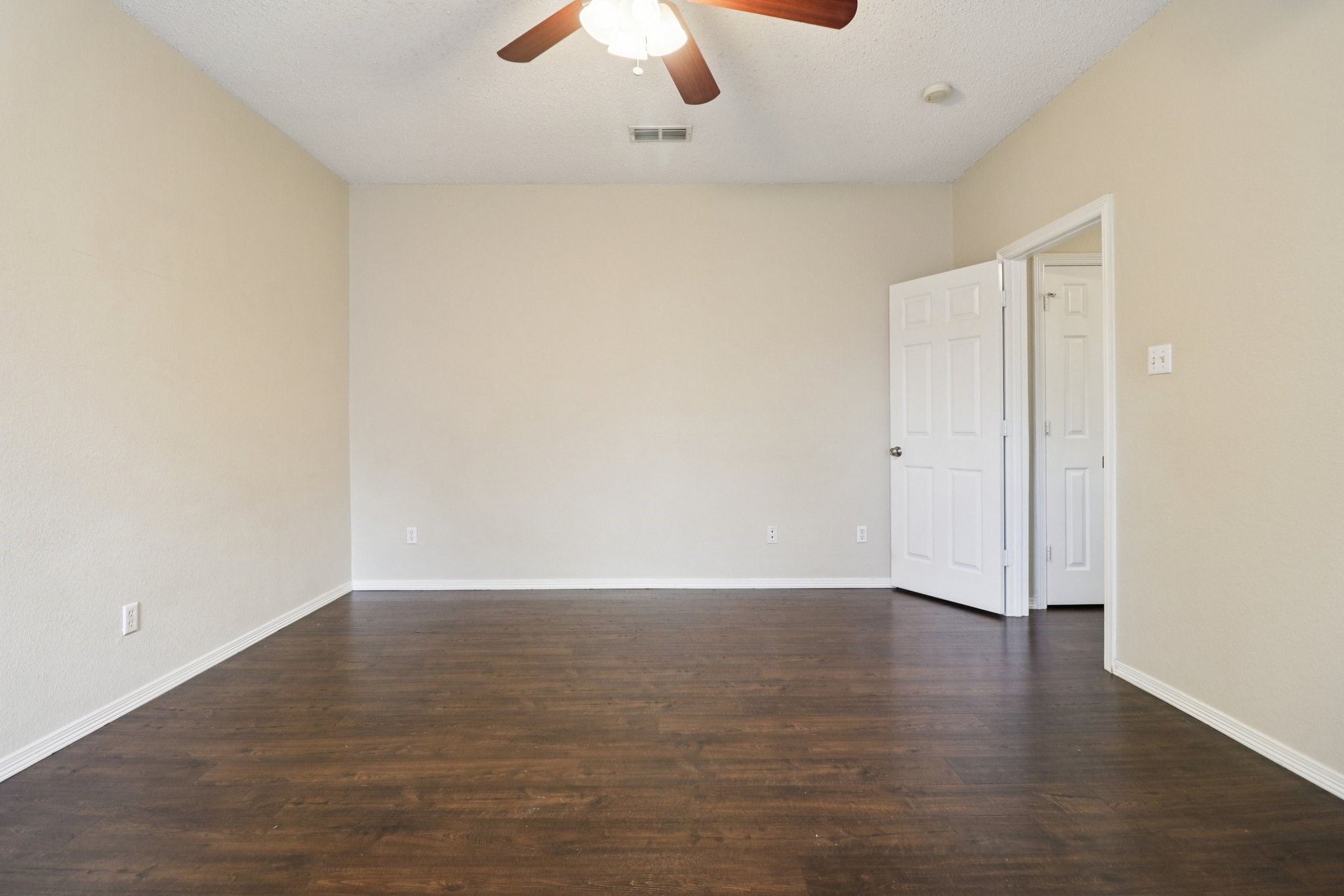 5007 Ivycrest Trail Arlington TX 76017