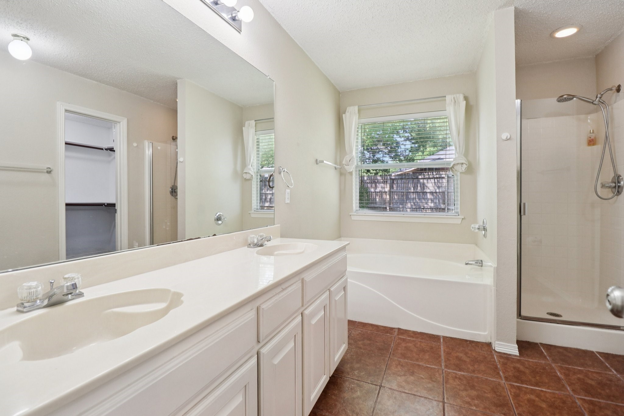 5007 Ivycrest Trail Arlington TX 76017