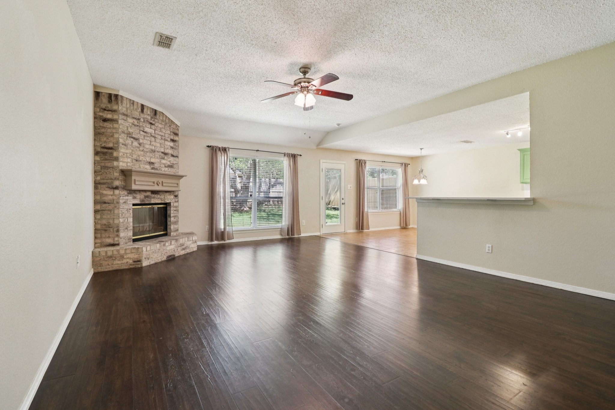 5007 Ivycrest Trail Arlington TX 76017