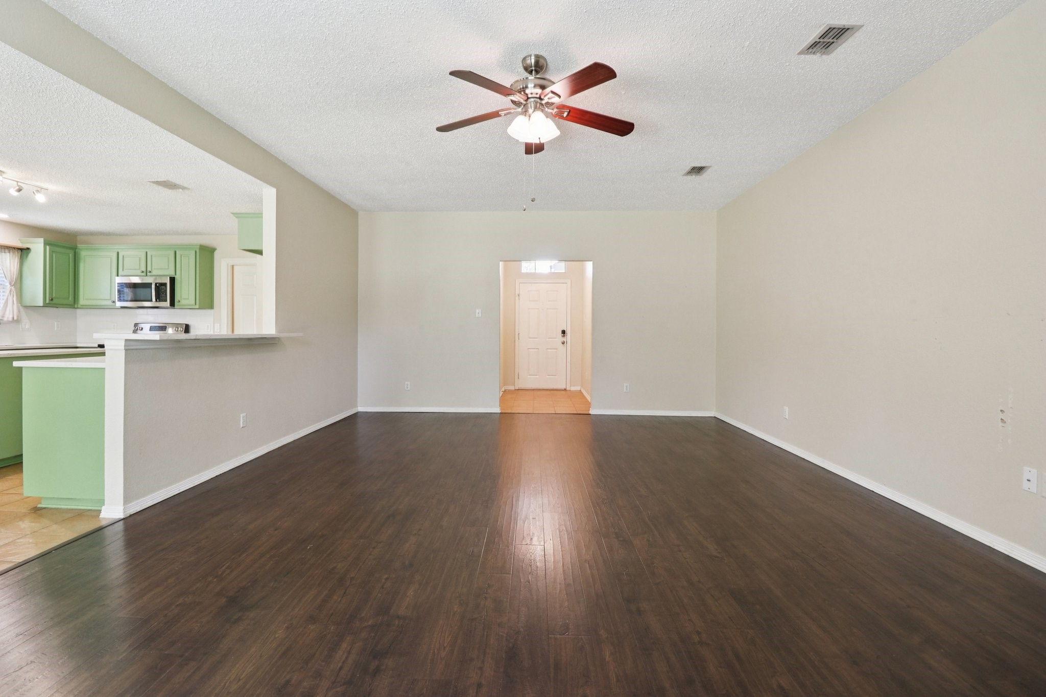 5007 Ivycrest Trail Arlington TX 76017