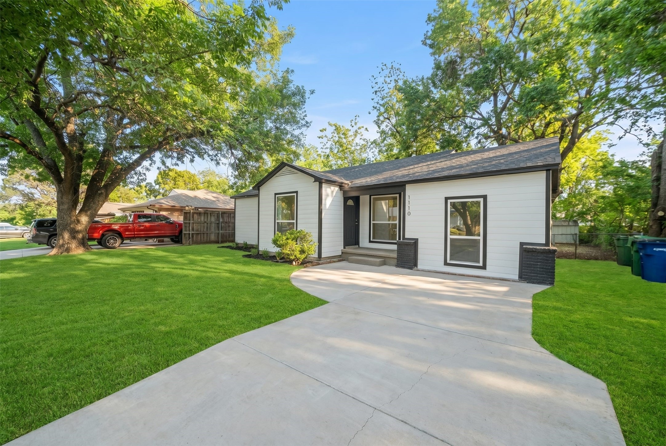 1110 Ryan Avenue Carrollton TX 75006