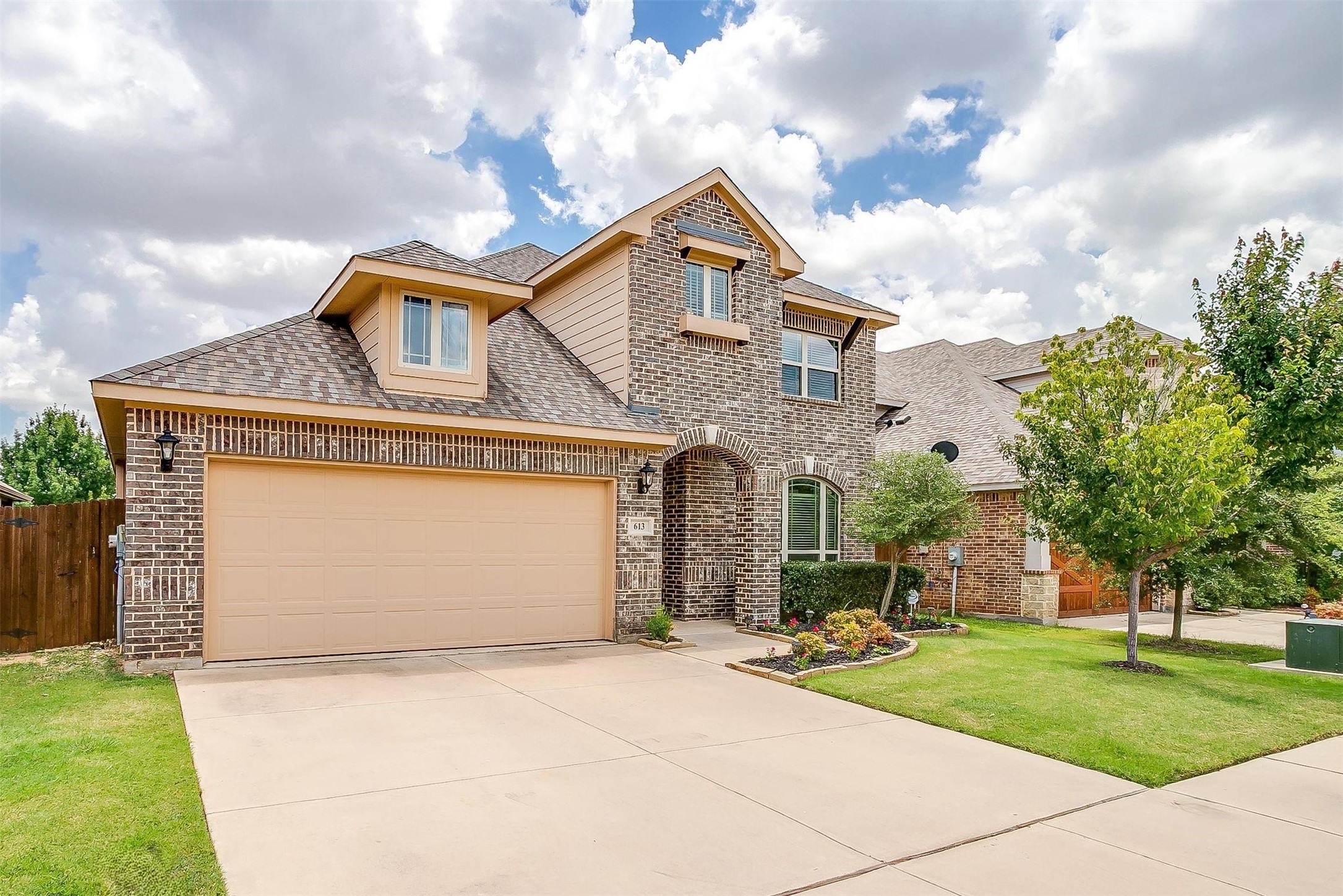 613 Fox View Drive Fort Worth TX 76131