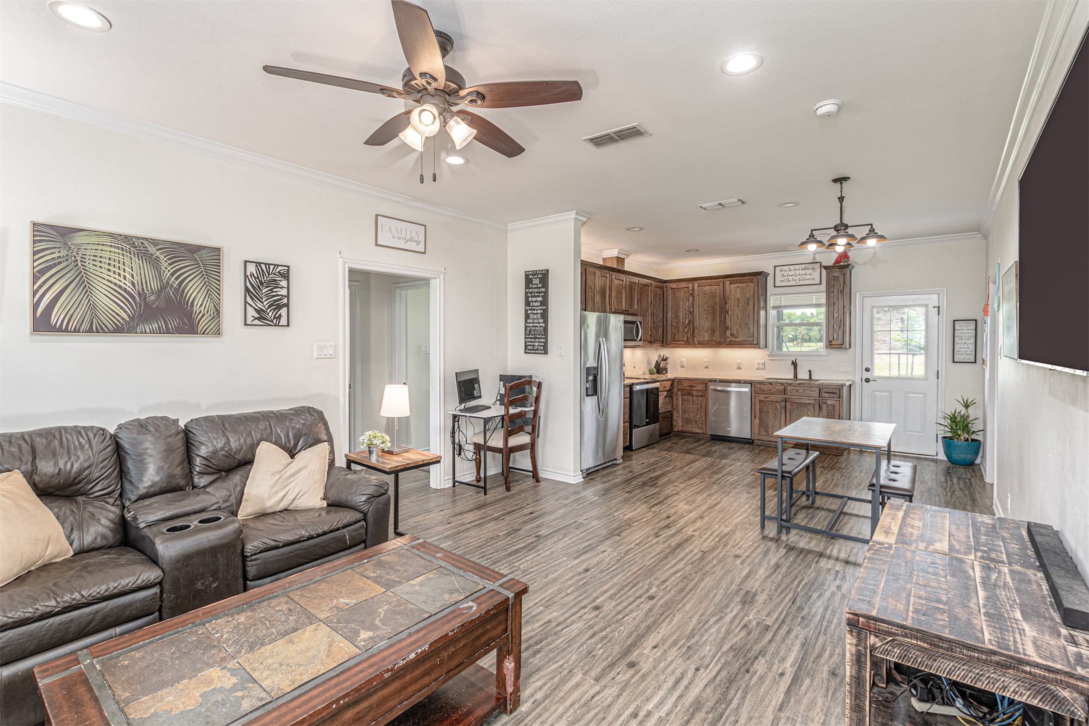177 Mill Street Emory TX 75440