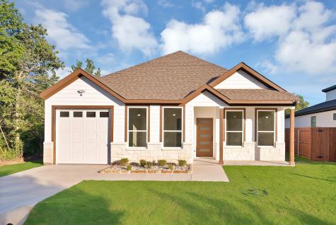 5805 Barkridge Drive Granbury TX 76048