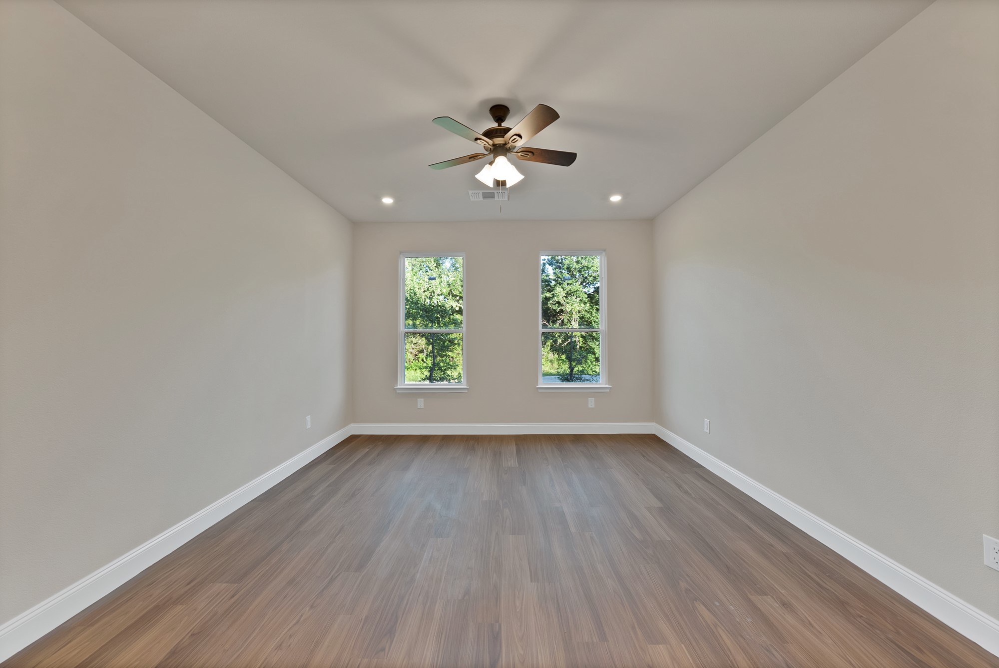 5805 Barkridge Drive Granbury TX 76048
