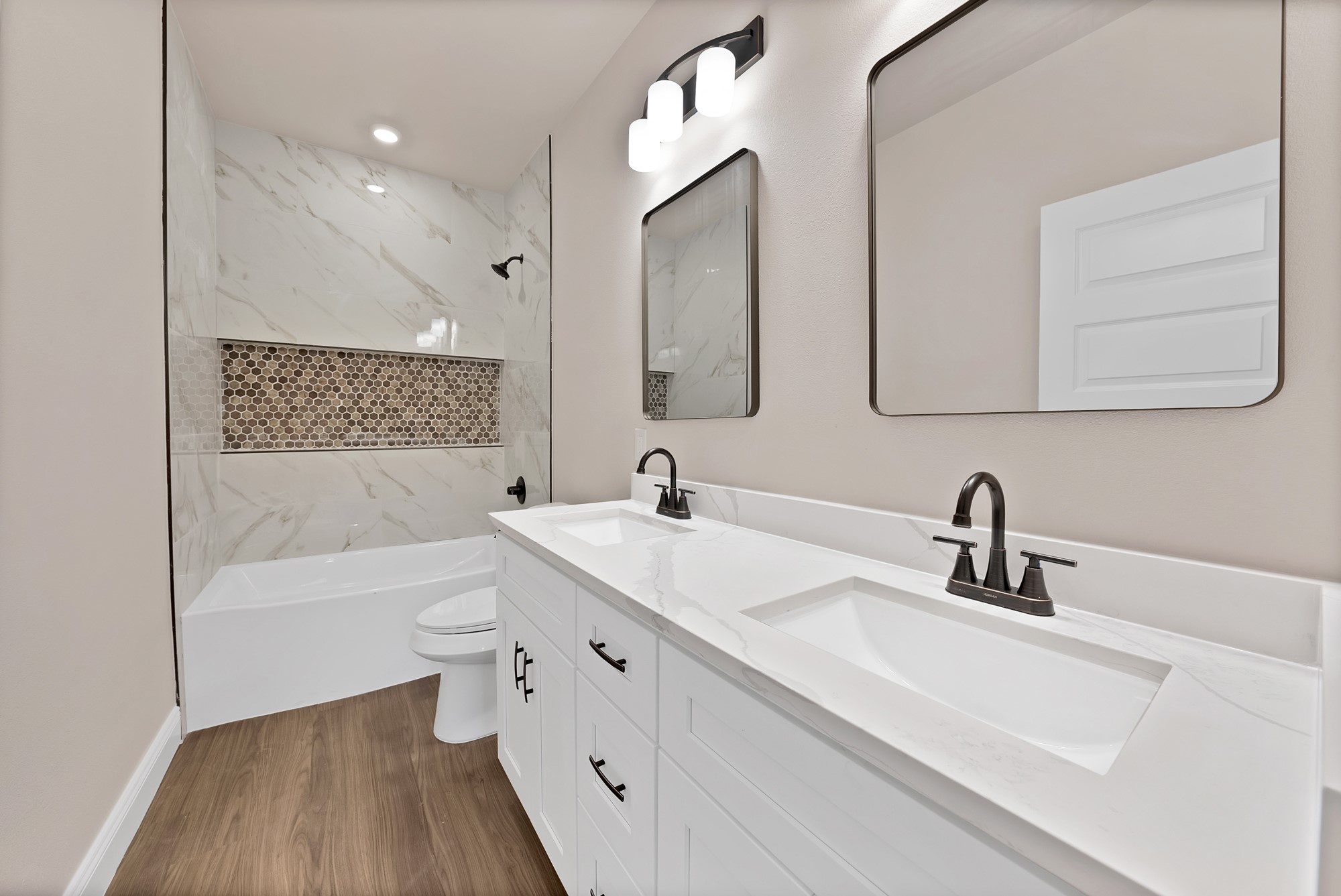 5805 Barkridge Drive Granbury TX 76048