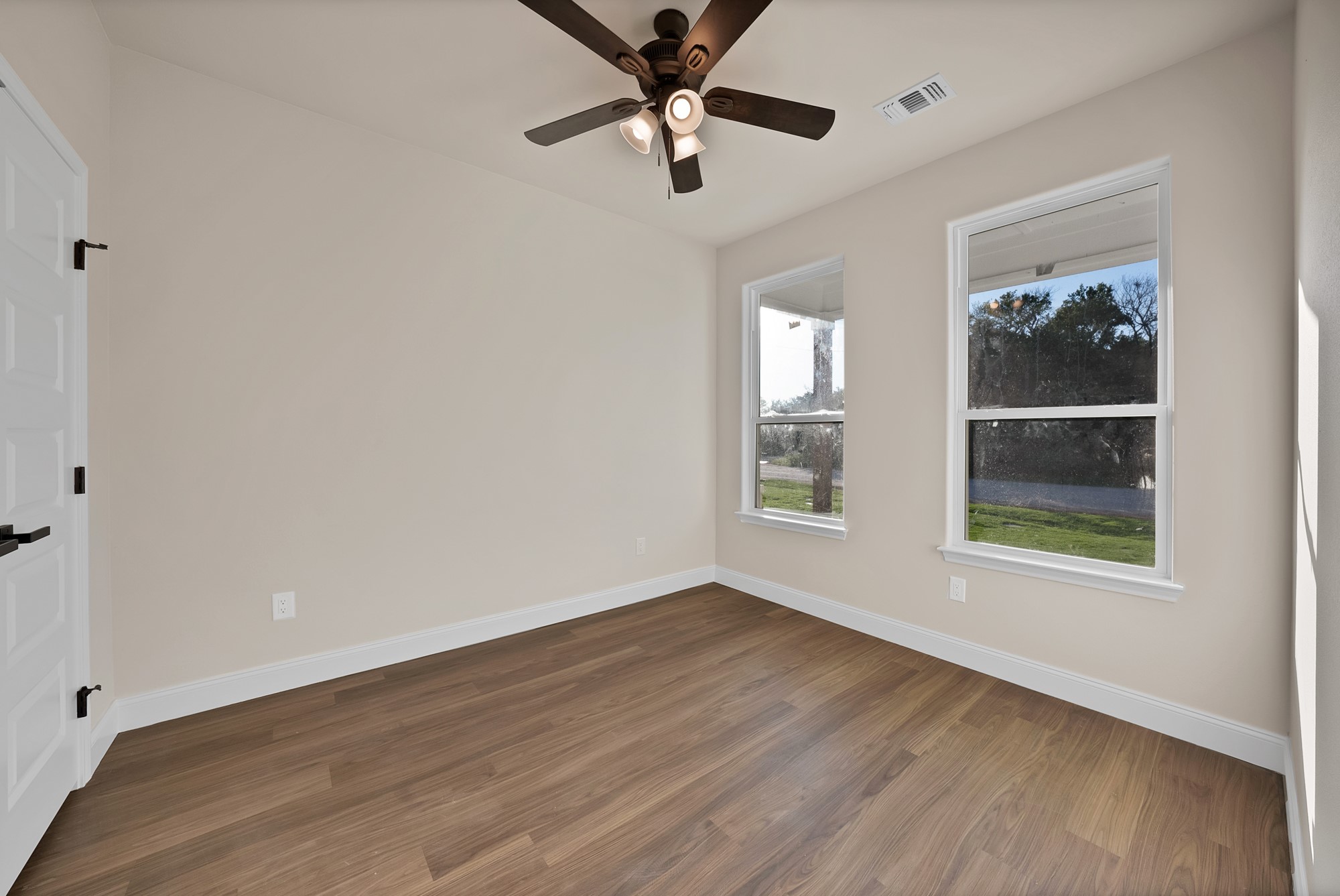 5805 Barkridge Drive Granbury TX 76048