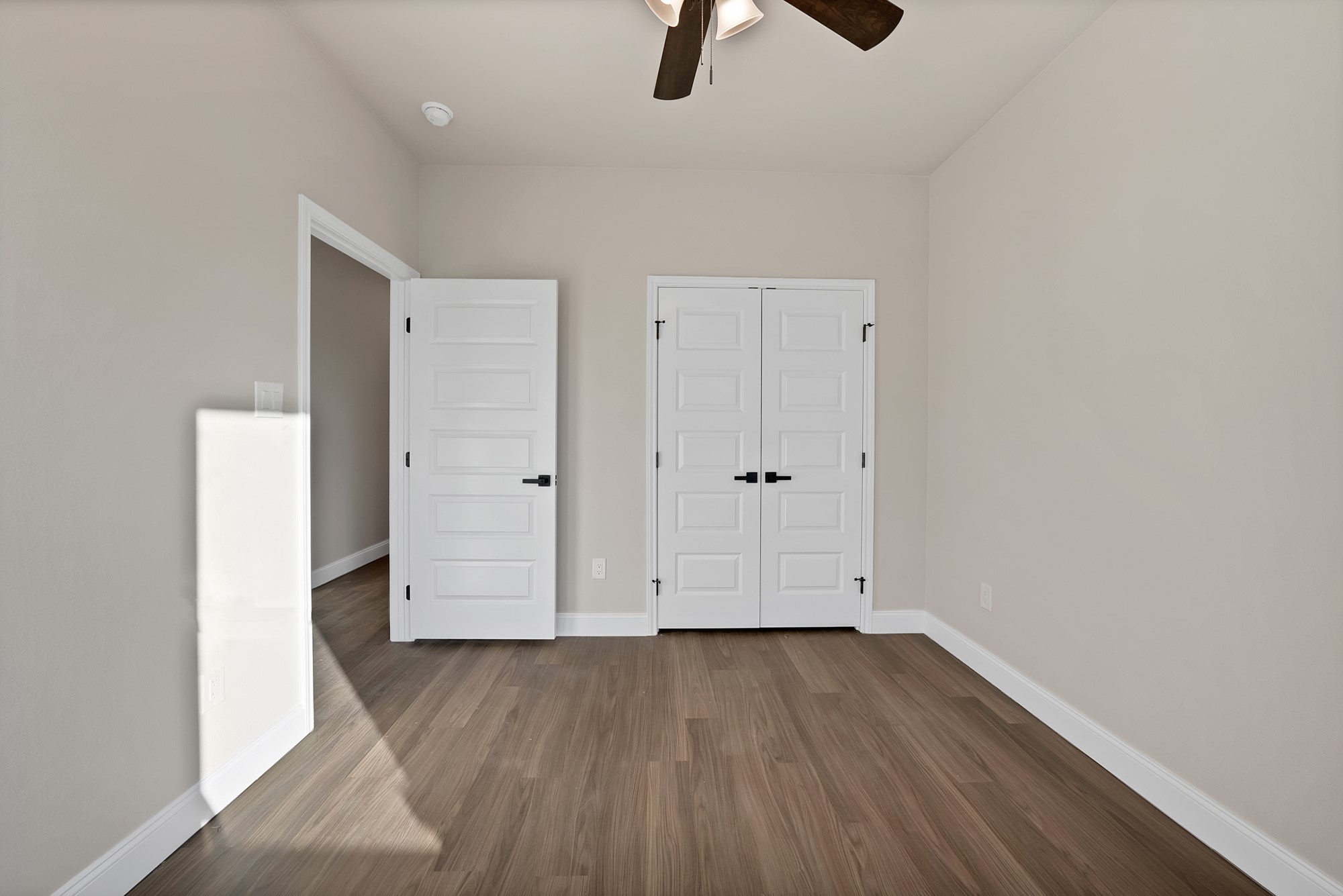 5805 Barkridge Drive Granbury TX 76048