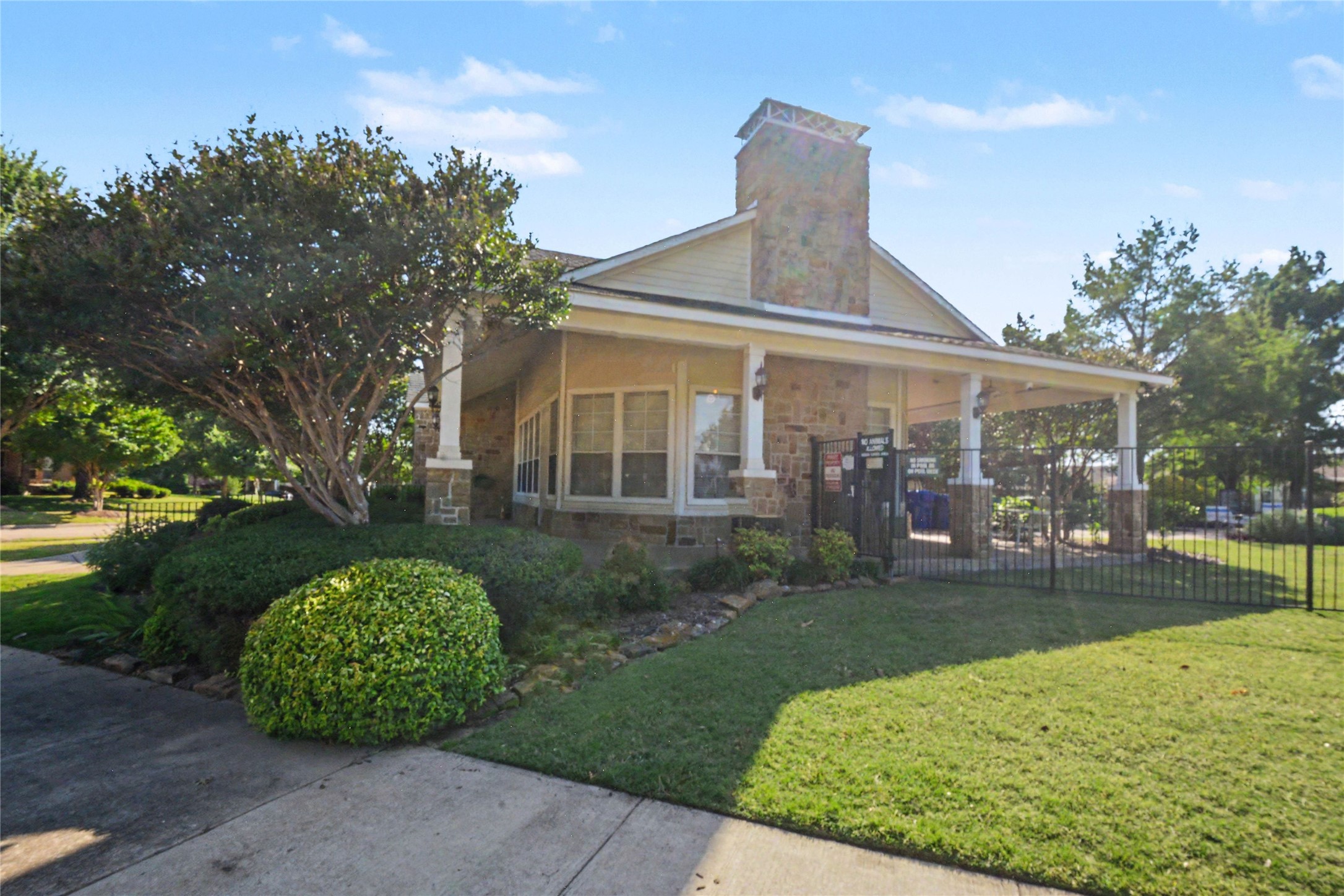 1729 Auburn Drive Carrollton TX 75007