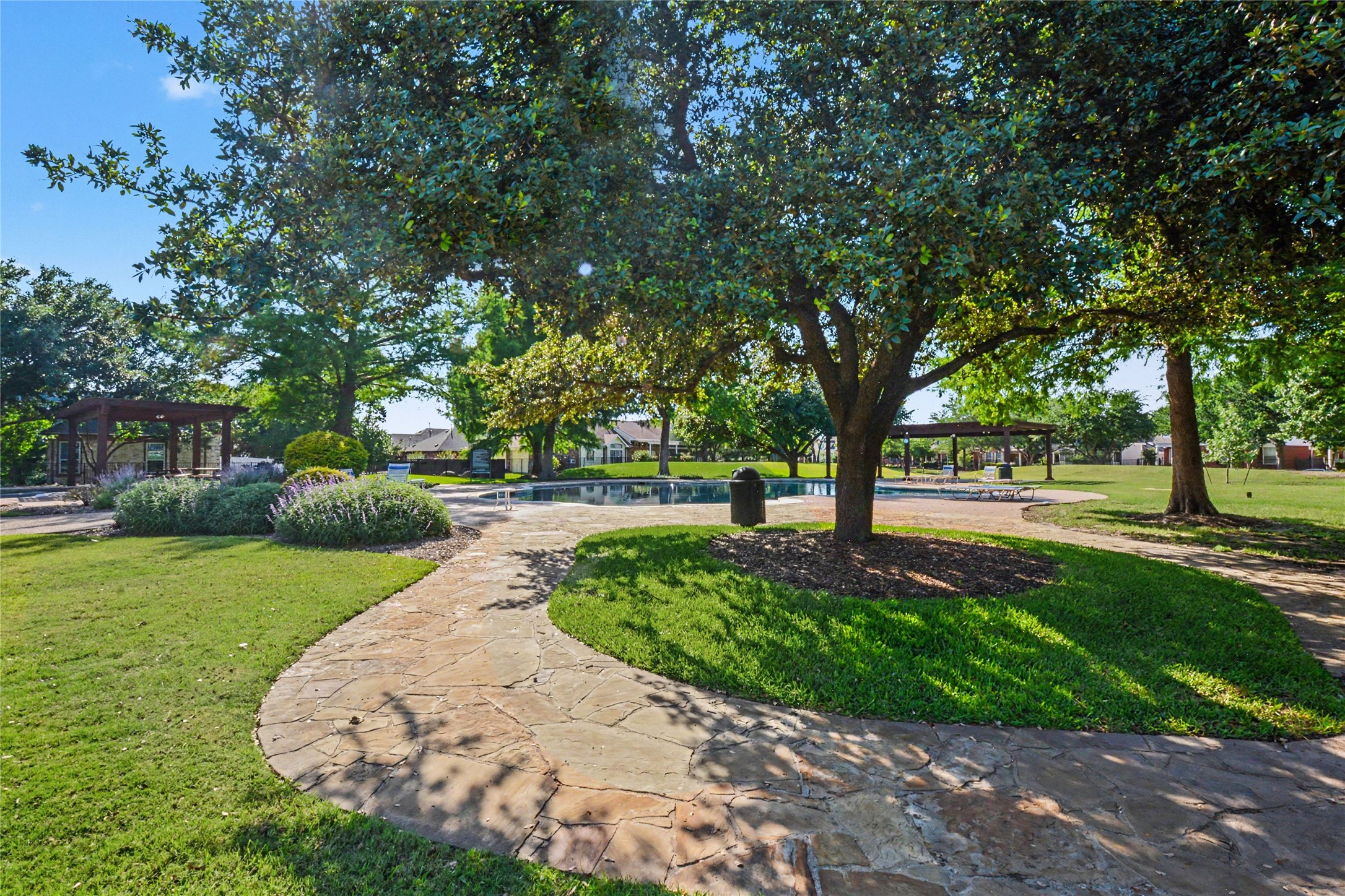 1729 Auburn Drive Carrollton TX 75007