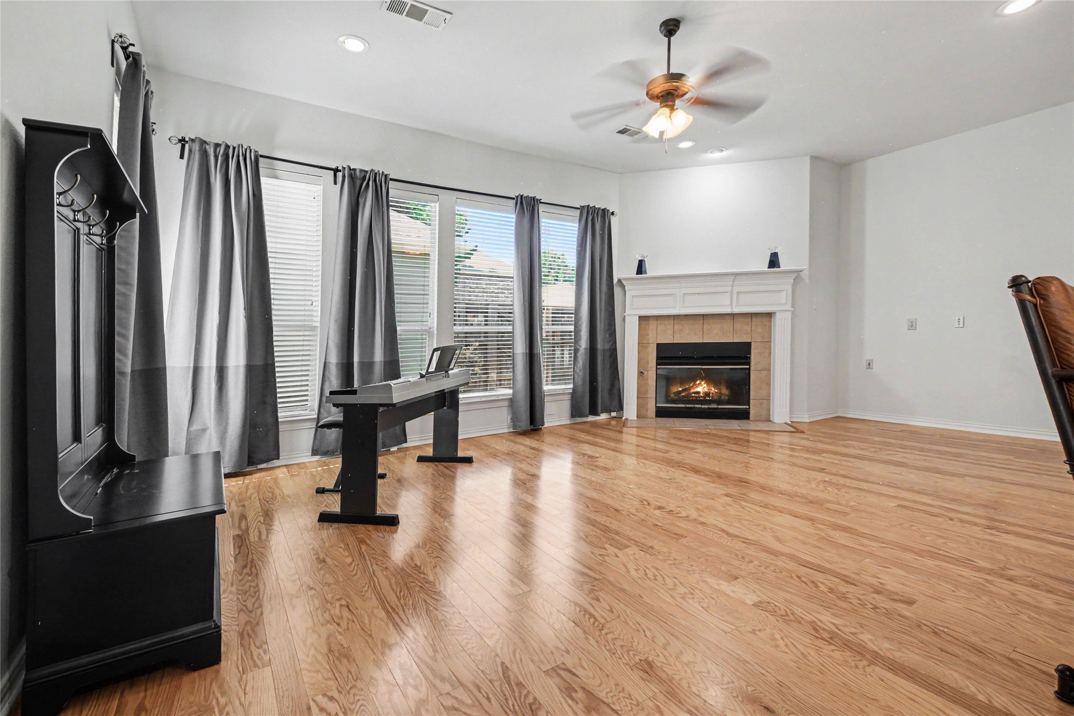 1729 Auburn Drive Carrollton TX 75007