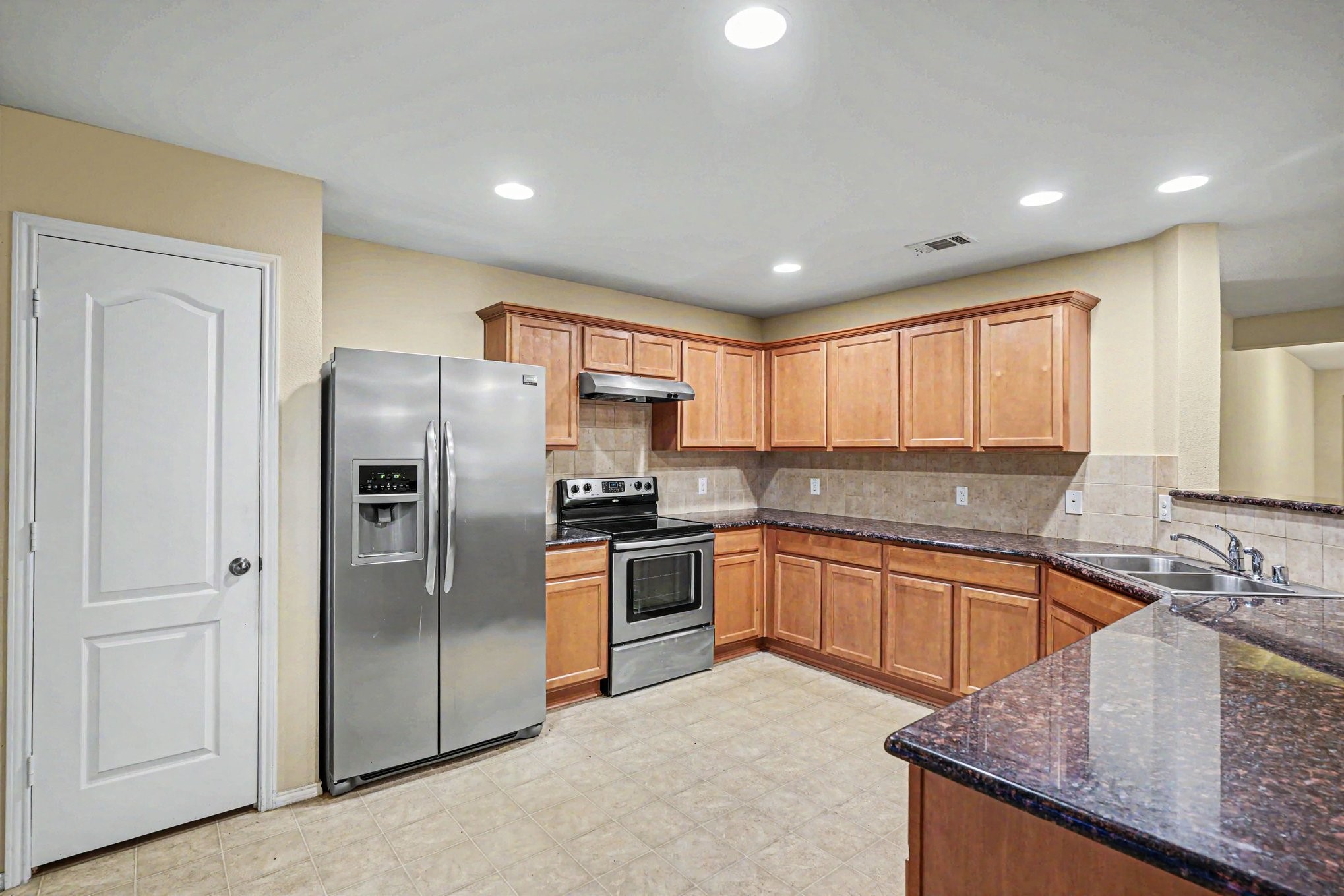 1865 Lynnwood Hills Drive Fort Worth TX 76112