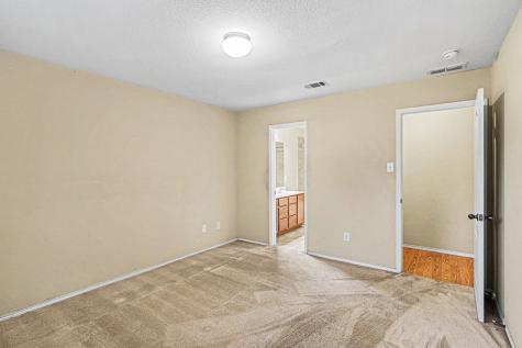 1865 Lynnwood Hills Drive Fort Worth TX 76112