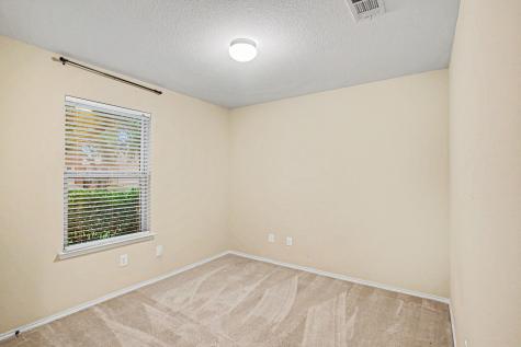 1865 Lynnwood Hills Drive Fort Worth TX 76112
