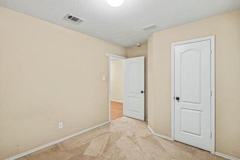 1865 Lynnwood Hills Drive Fort Worth TX 76112