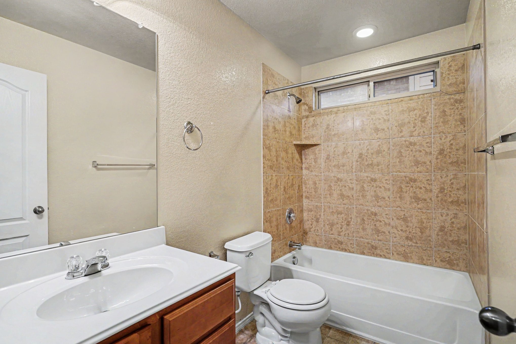 1865 Lynnwood Hills Drive Fort Worth TX 76112