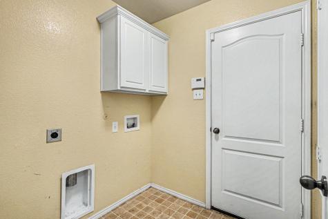 1865 Lynnwood Hills Drive Fort Worth TX 76112
