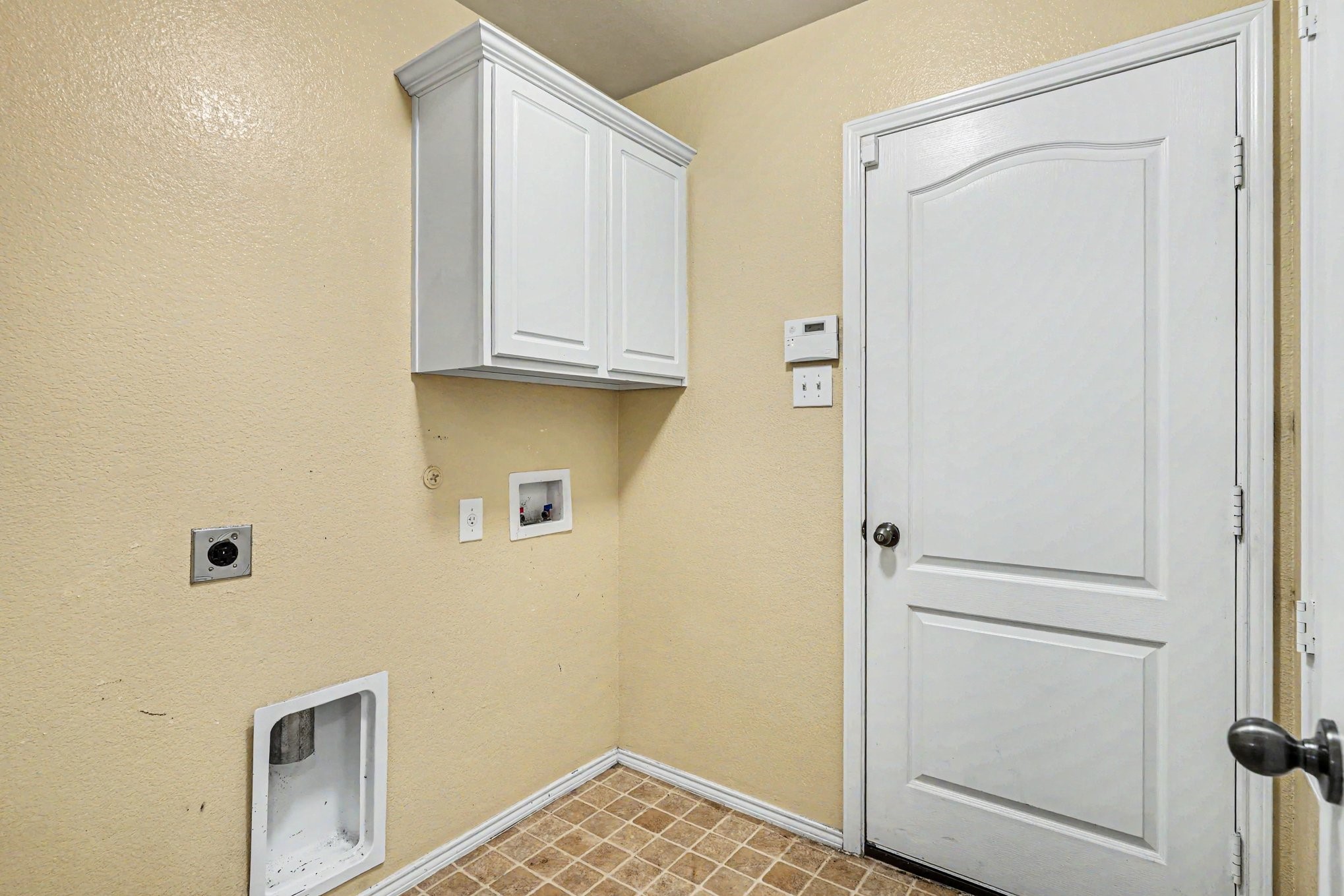 1865 Lynnwood Hills Drive Fort Worth TX 76112