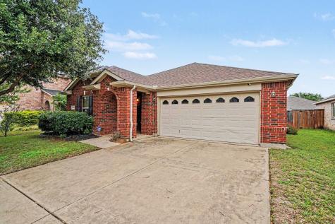 1865 Lynnwood Hills Drive Fort Worth TX 76112