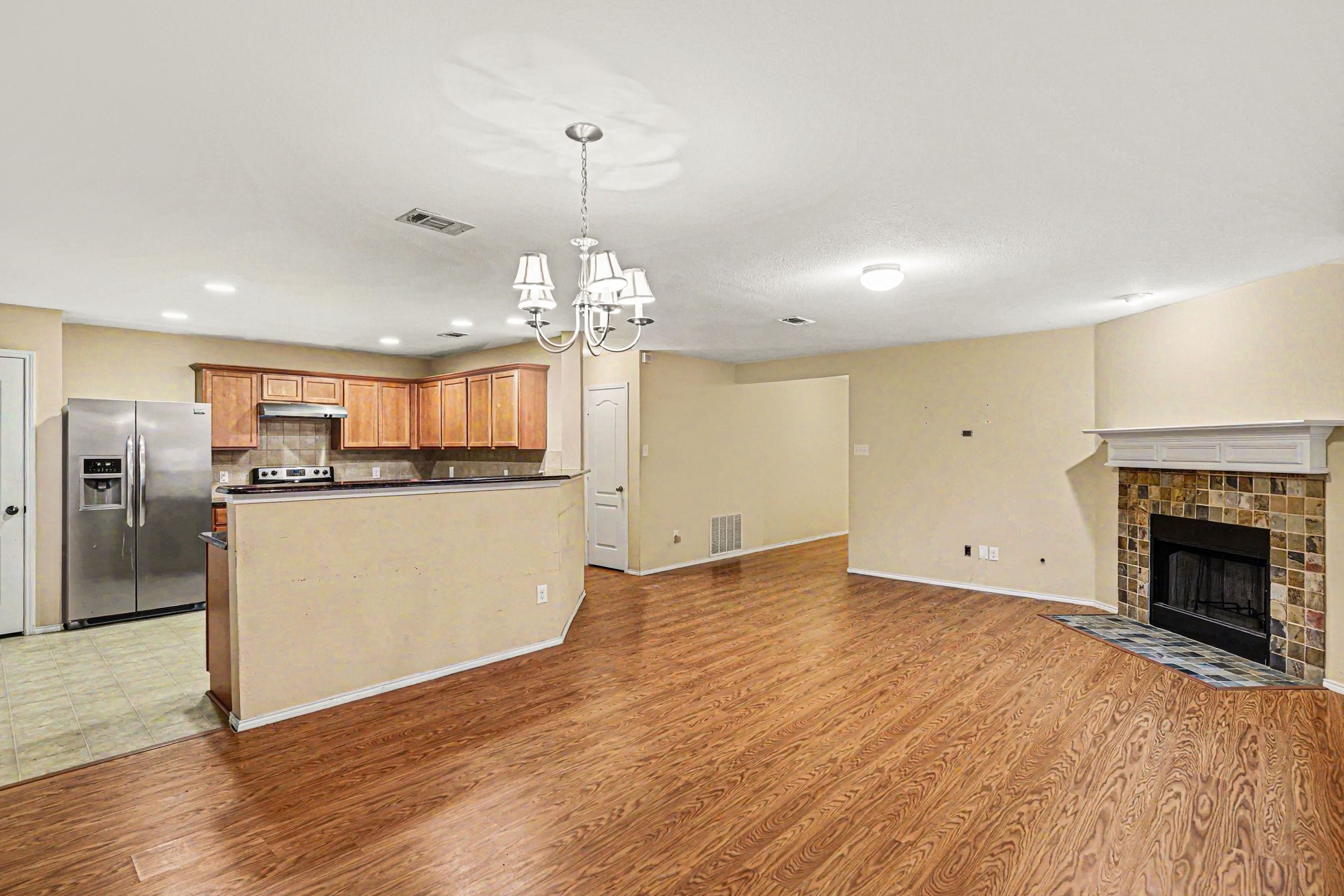 1865 Lynnwood Hills Drive Fort Worth TX 76112