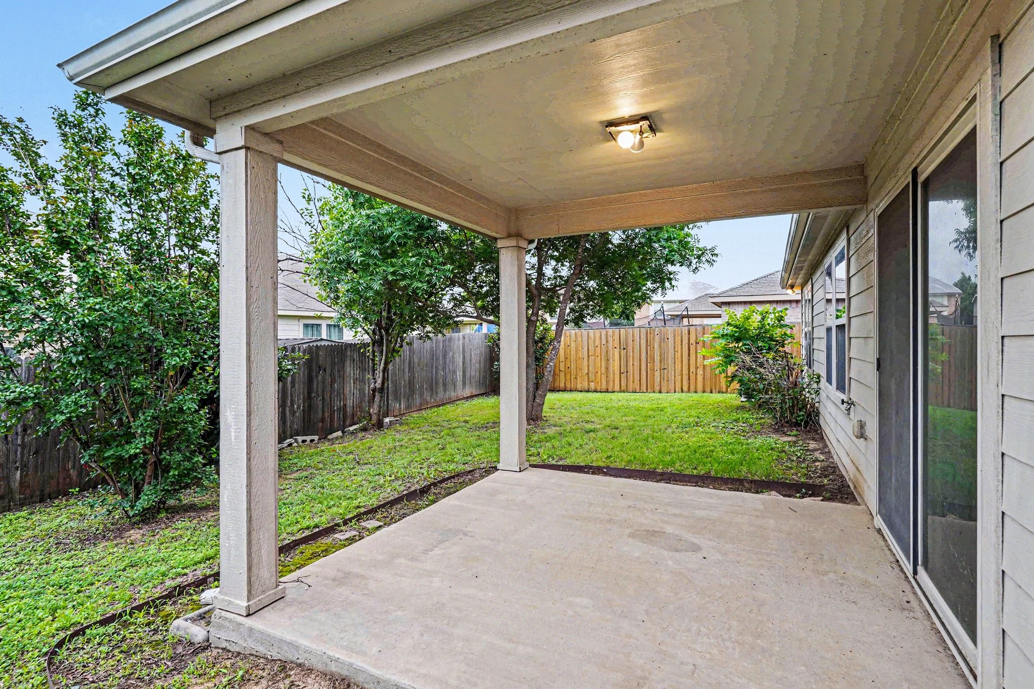 1865 Lynnwood Hills Drive Fort Worth TX 76112