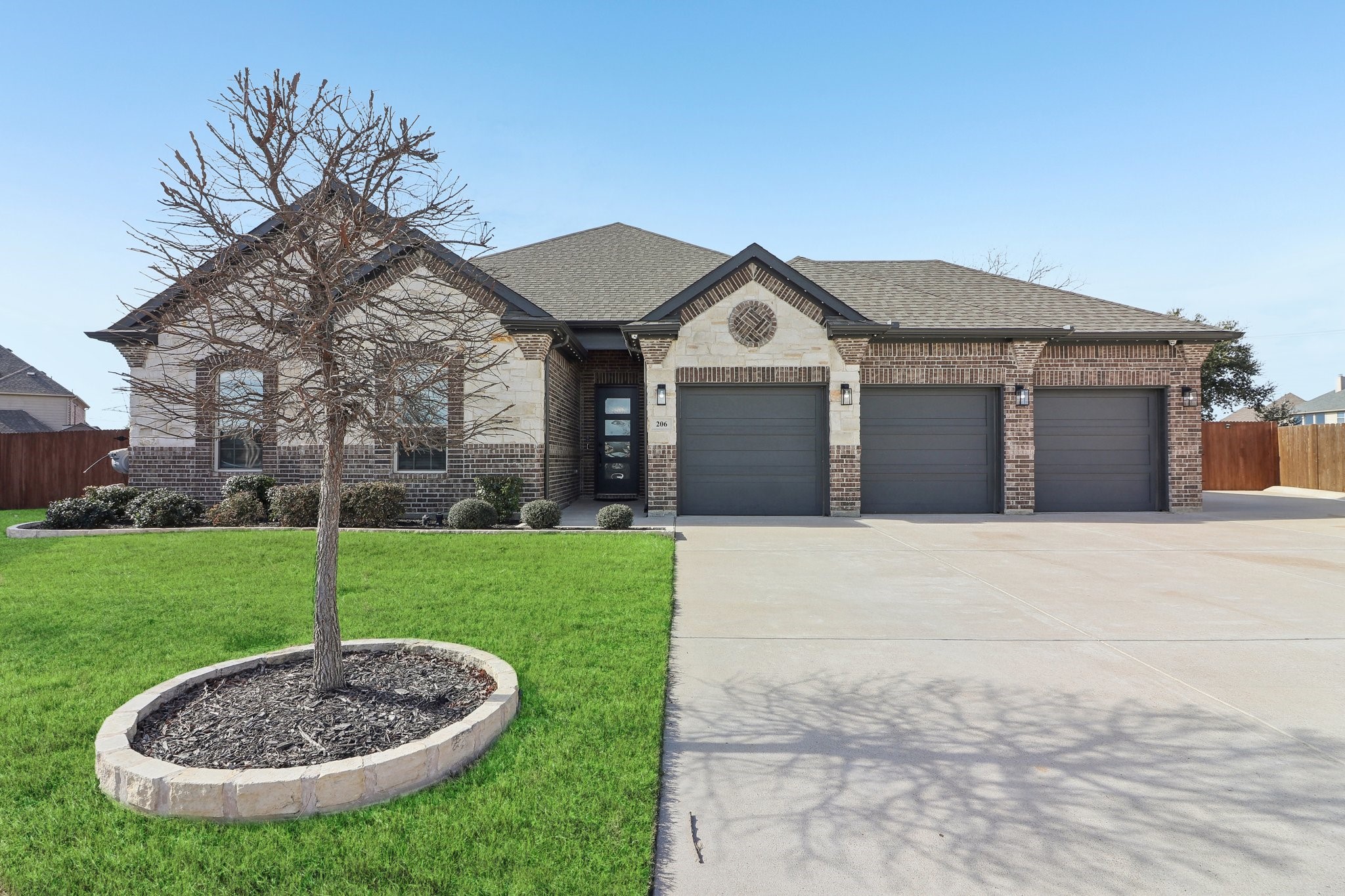 206 Laguna Vista Way Mansfield TX 76063