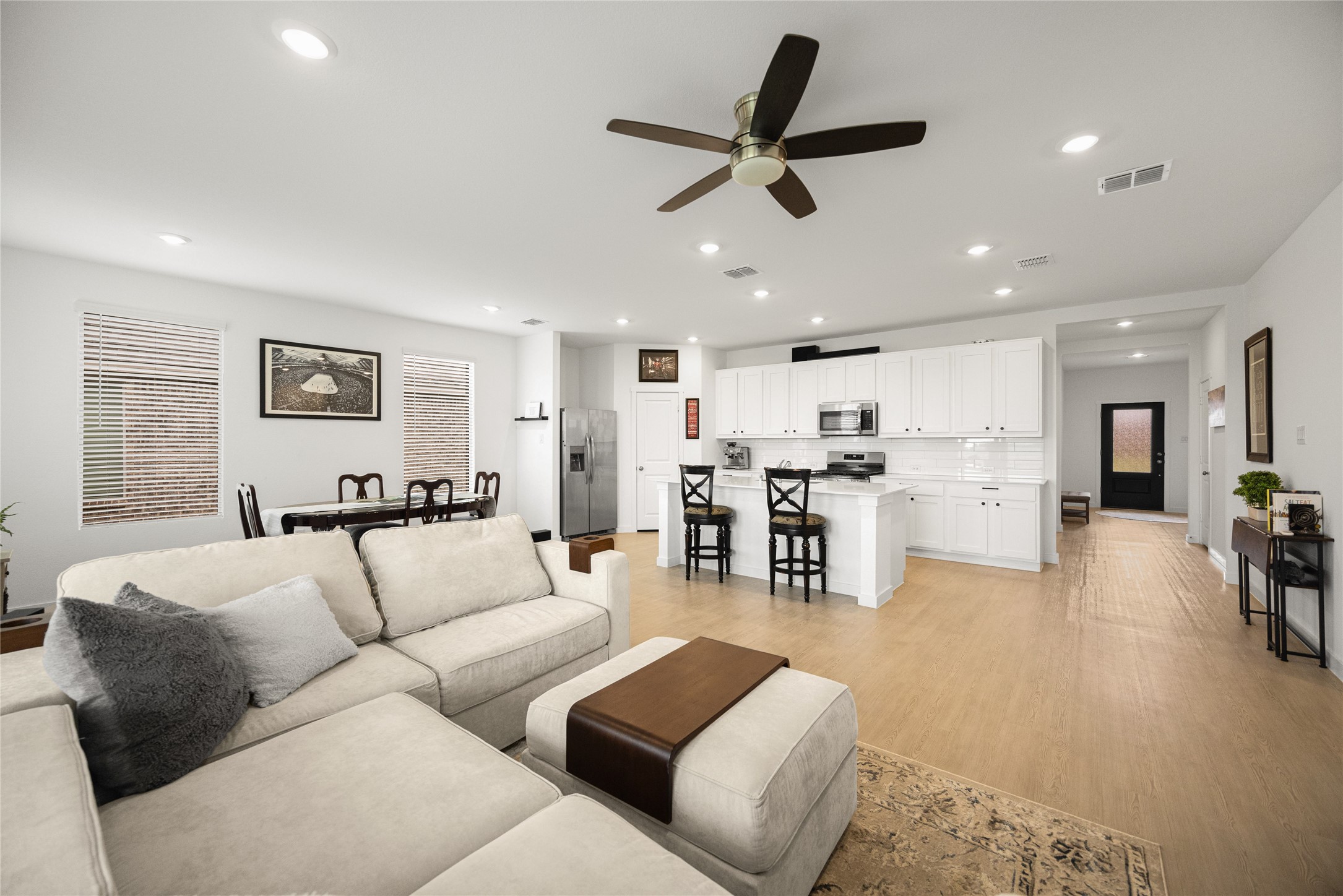 7222 Amber Barn Avenue Pilot Point TX 76258