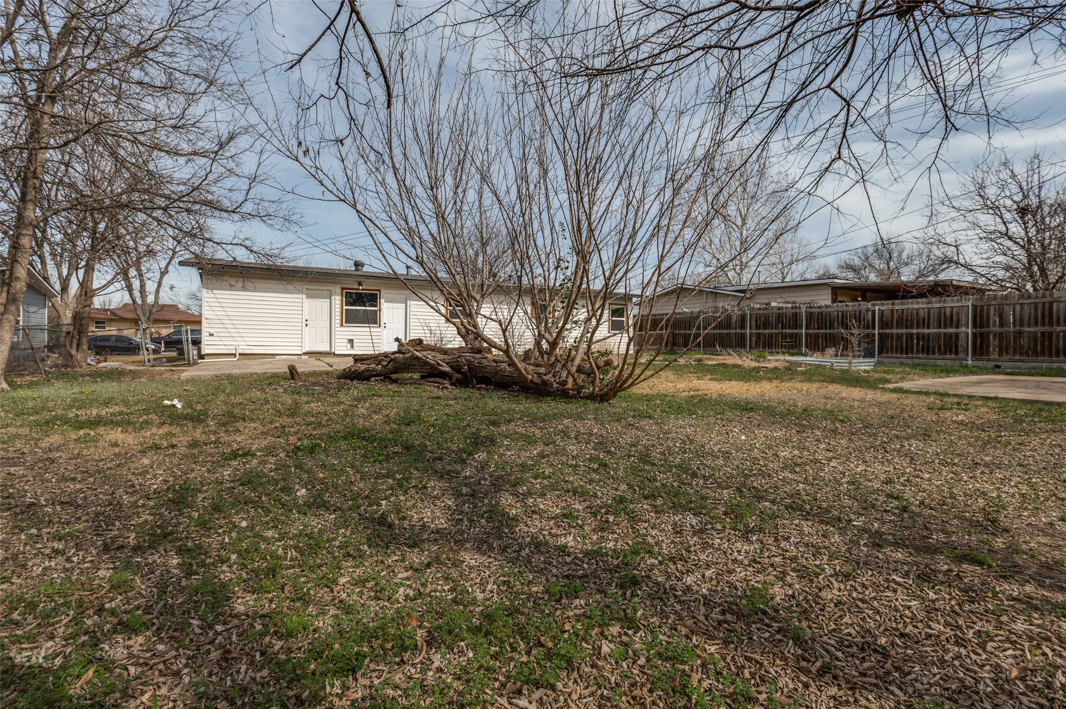 800 E Tucker Boulevard Arlington TX 76010