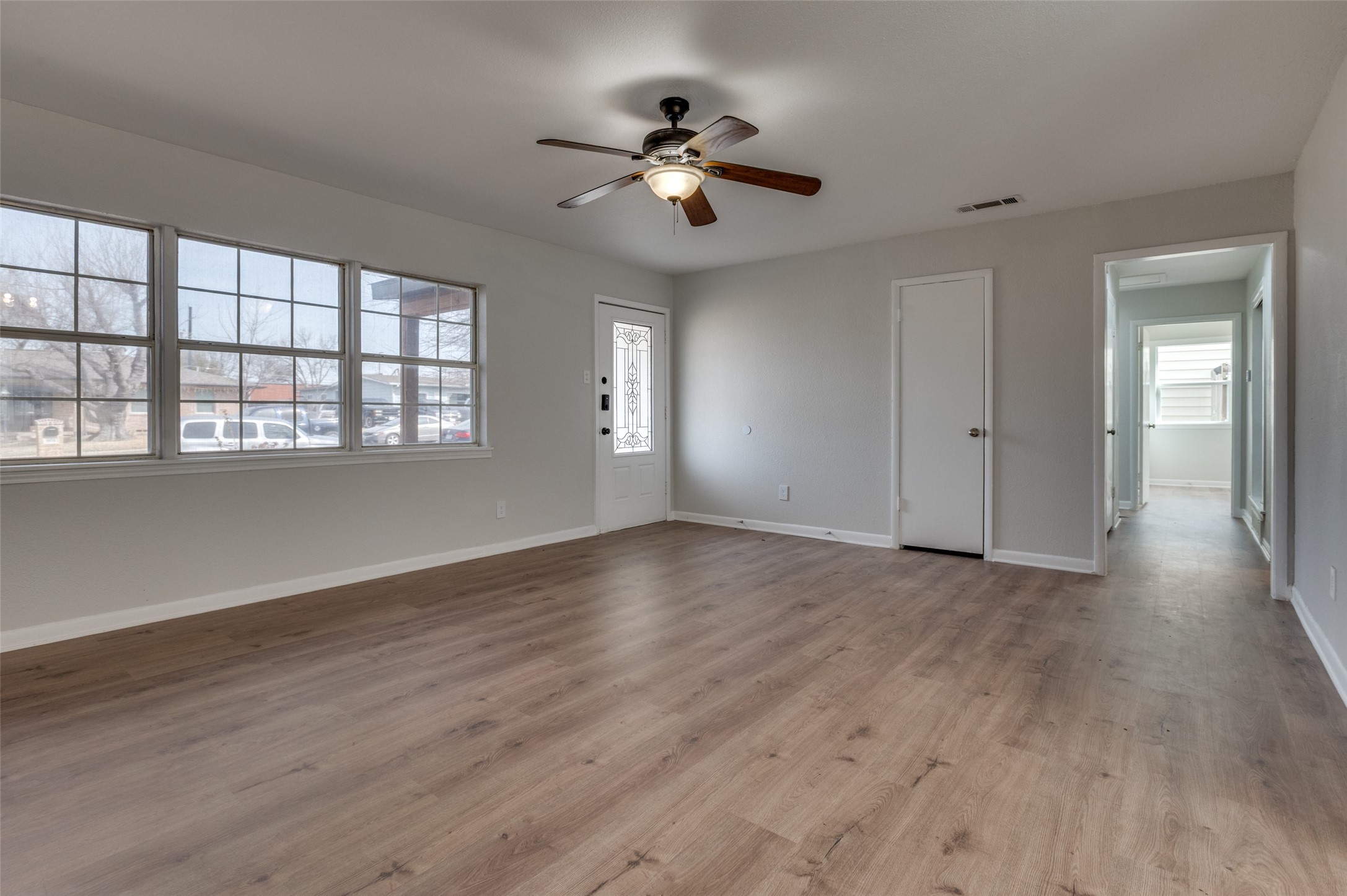 800 E Tucker Boulevard Arlington TX 76010