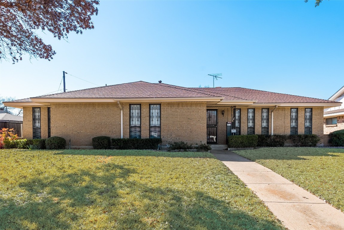 1716 Reynoldston Lane Dallas TX 75232