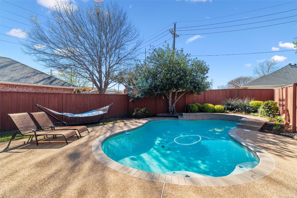 904 Valley View Drive Lewisville TX 75067