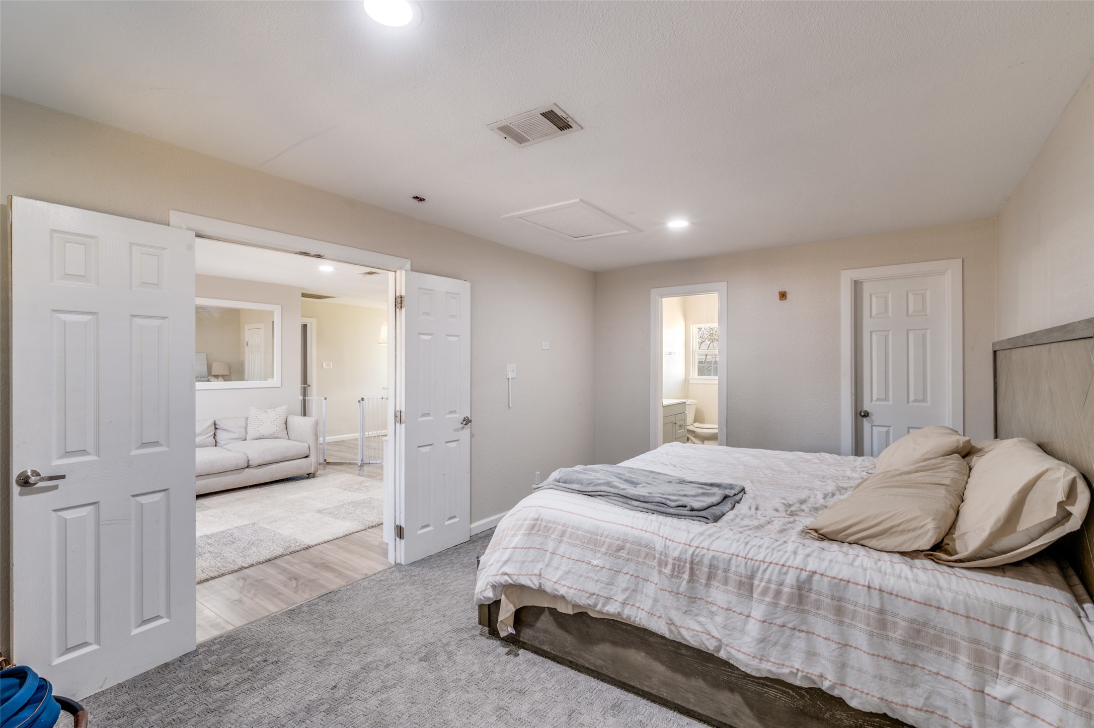 13803 Stardust Lane Farmers Branch TX 75234